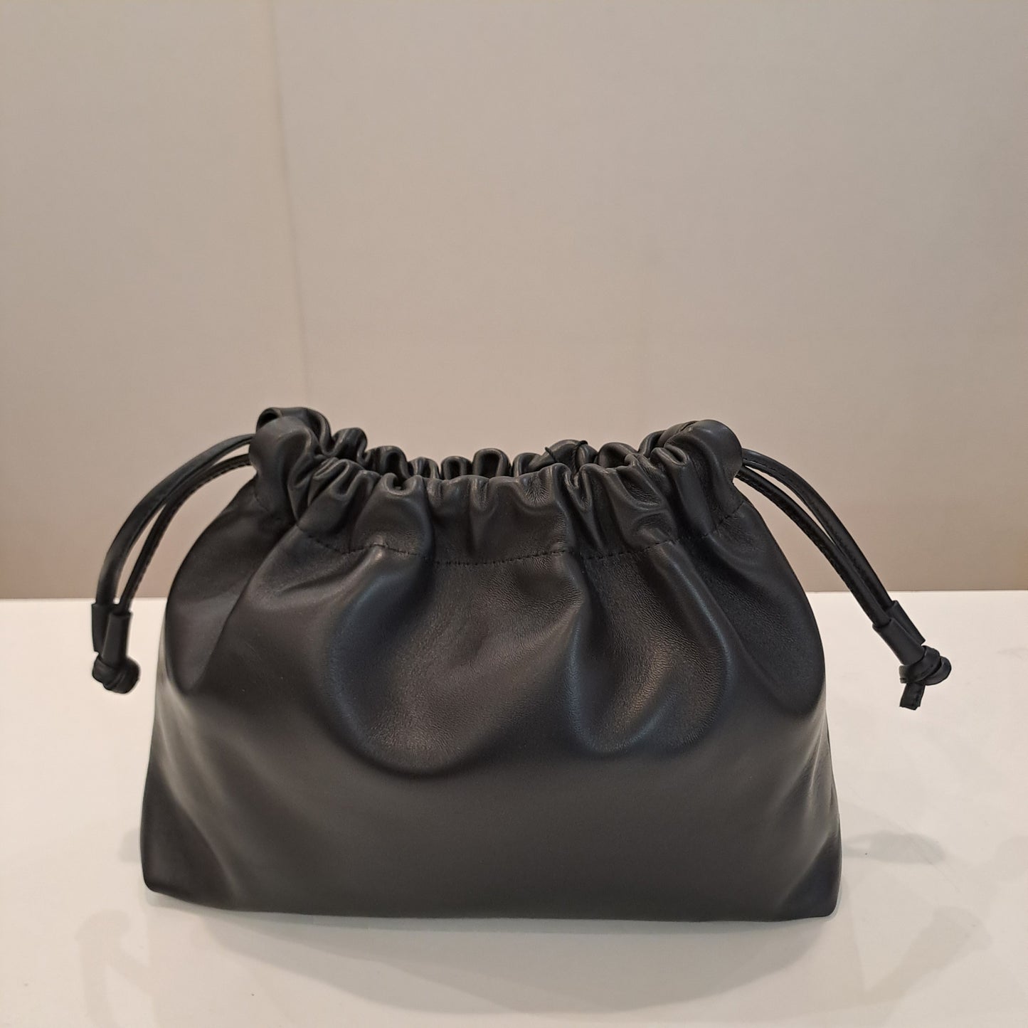 118013 Borsa Aconito nera a mano&spalla